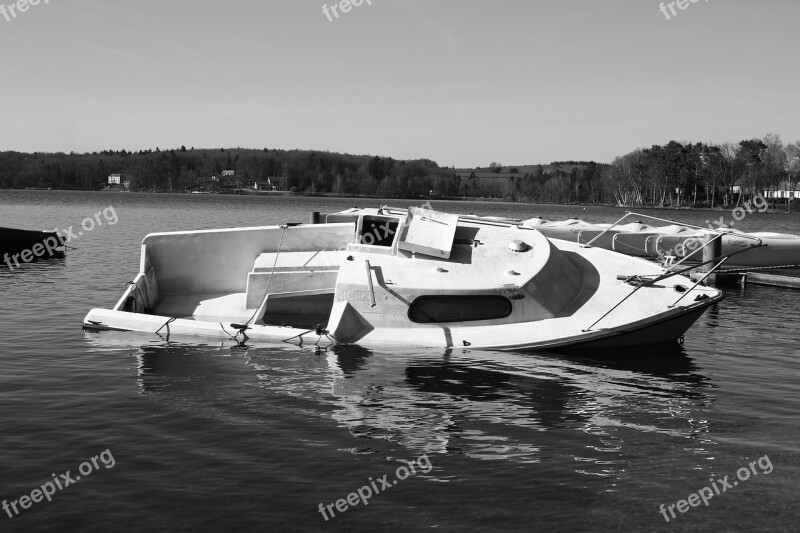 Landscape Boat Cast Water Black And White