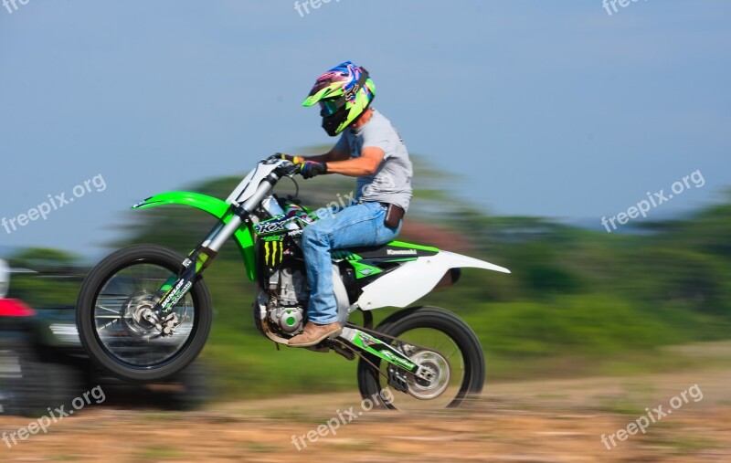 Motocross Dirtbike Speed Race Epic