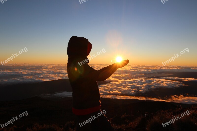 Sun Dawn Volcano Woman Excursion