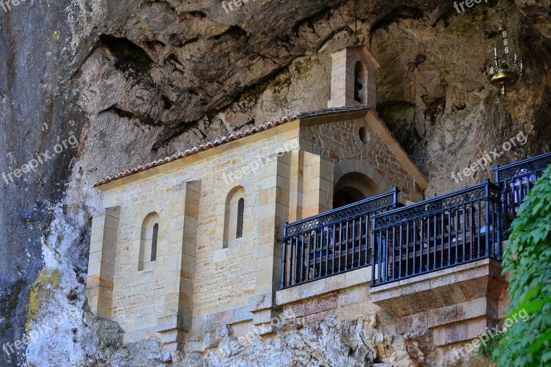 Chapel Covadonga Religion Sanctuary Architecture