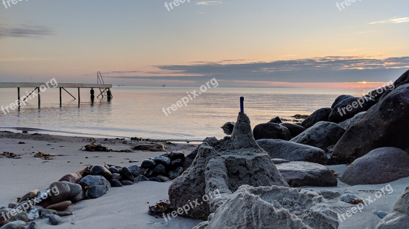 Beach Web Sandburg Sea Clouds