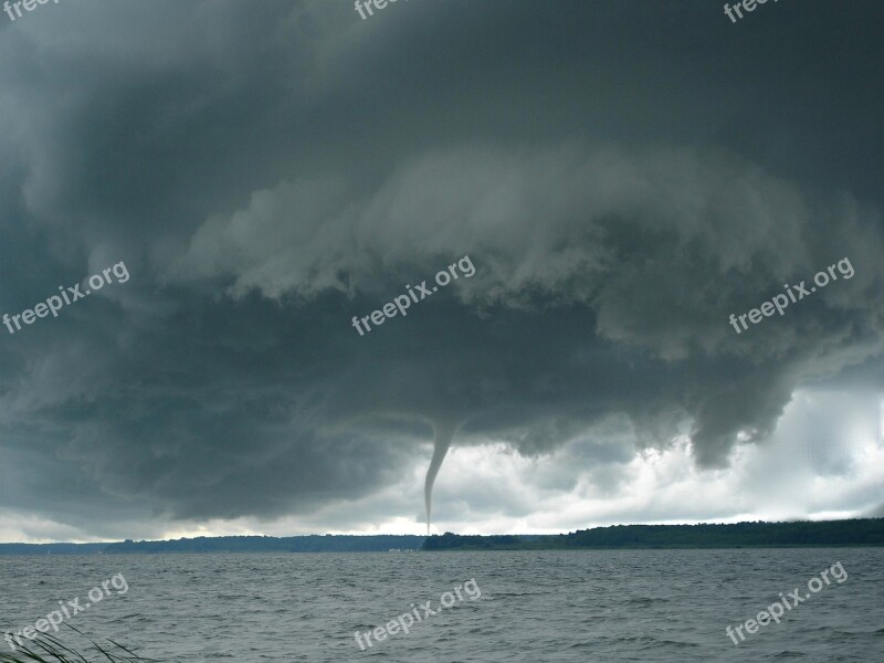 Tornado Cyclone Force Of Nature Water Plauer See