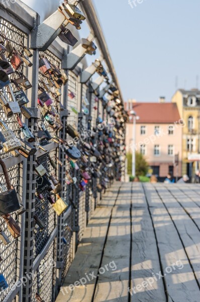 Bridge Padlocks Footbridge Landscape City