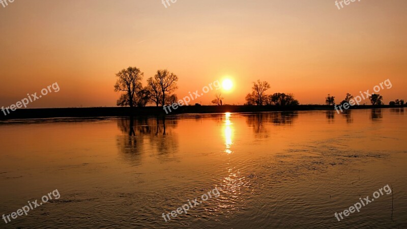 Sunset Landscape River Elbe Rapids