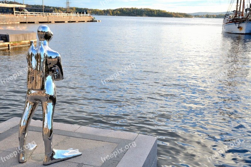 Sculpture Diver Diving Sea Oslo