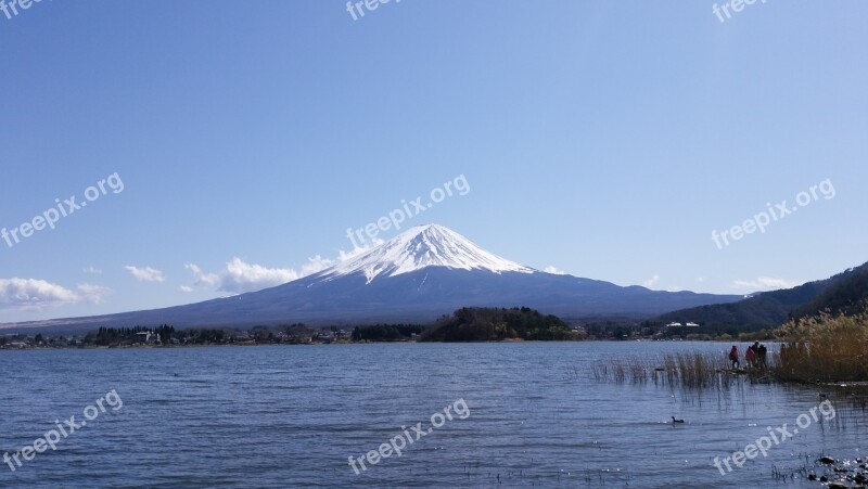 Mt Fuji Lake Kawaguchi Mount Fuji And Lake Japan Natural Lake