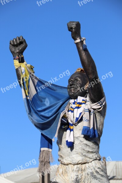 Leeds United Elland Road Billy Bremner Statue Football