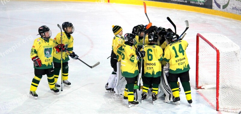 Hockey Children Pupils Victory Celebration