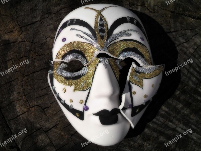 Mask Broken Close Up Gold Black