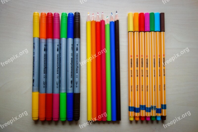 Pens Colored Pencils Felt Tip Pens Wooden Pegs Color