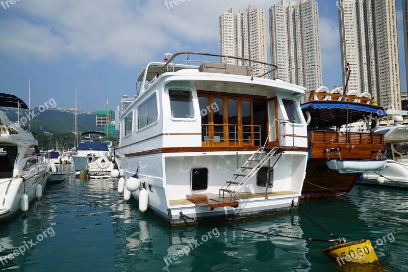 The Good Life Aberdeen Harbour Harbor Traffic Hong Kong Tourism