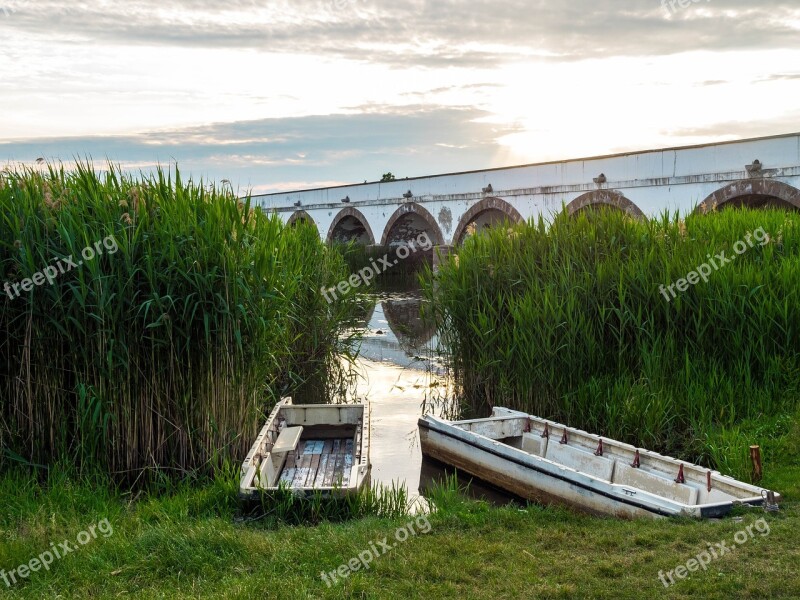 Nine-arch Bridge Hungary Hortobágy Puszta Boats