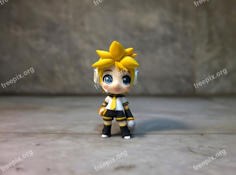 Kagamine Len Toy Figurine Small