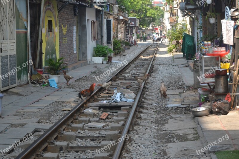 Vietnam Hanoi Pathways Poverty Train