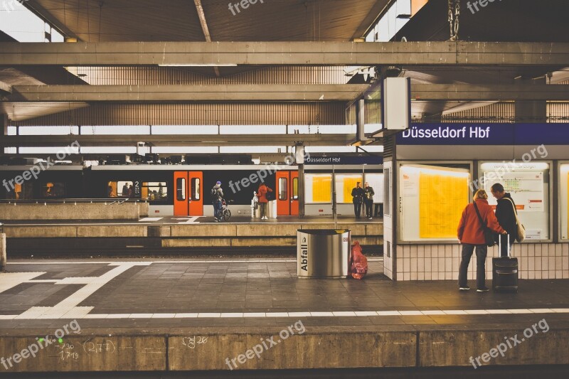 Railway Station Platform Architecture Stop Train