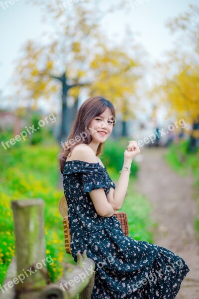 Young Girl Model Beautiful Young People Female Quite