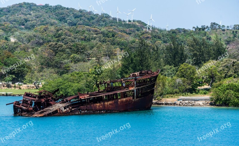 Ship Wreck Mahogany Bay Roatan Honduras Nature