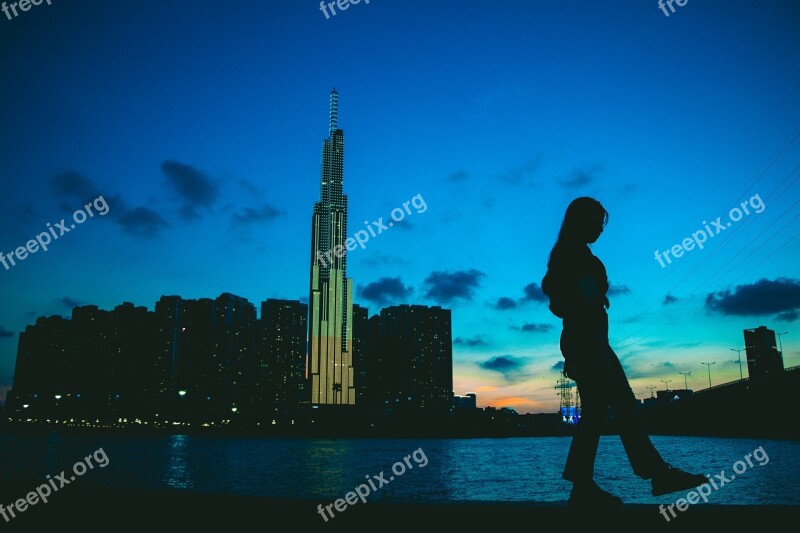 Ball Girl Backlit The City Wave