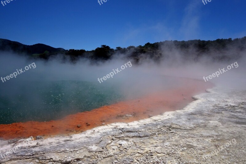 Newzealand Wai-o-tapu Volcanic Colorful Champaign Pool