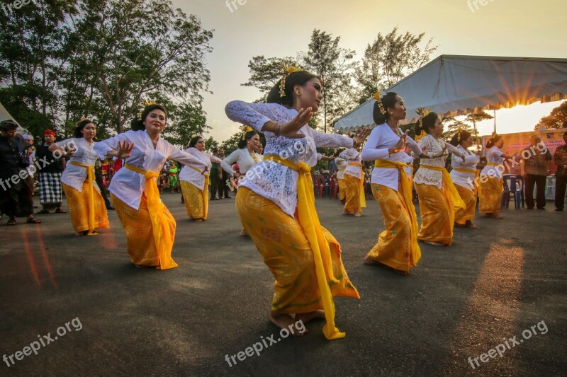 Bali Dance Indonesia Culture Travel