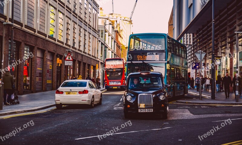 Down Town Liverpool City Centre Liverpool Traffic Taxi British Taxi Cab