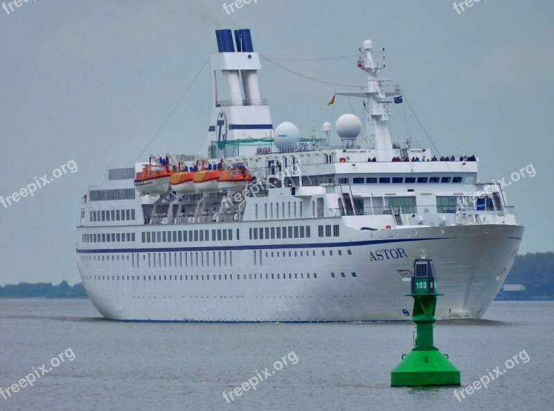 Traffic Seafaring Ship Motor Ship Cruise