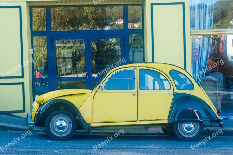 Two Horses Citroën 2cv France Car