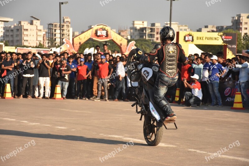 Bike Stunt Wheelie Stoppie Motorcycle