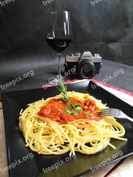 Eat Spaghetti Food Pasta Red Wine