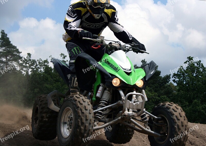 Quad Dirt Bike Action Speed Dirt