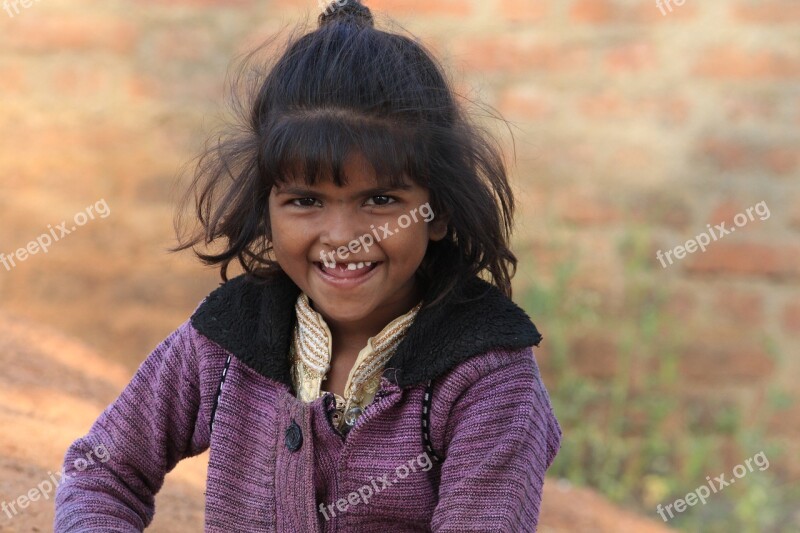 Poor Girl Happy Girl Poverty India