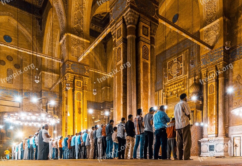 Pray Sultan Hassan Mosque Ramadhan Night Free Photos