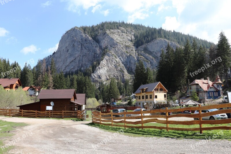 Cabin Guest House Stones Rocks Hiking