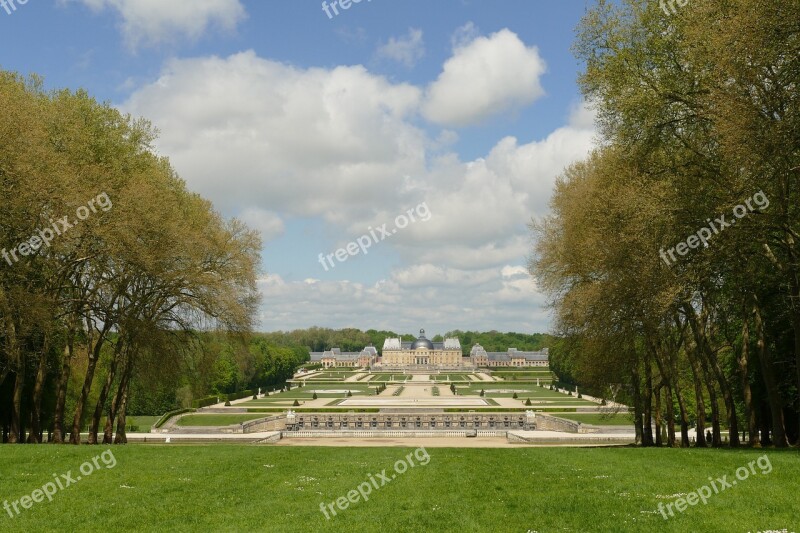 Castle Vaux-le-vicomte France Castle Garden Garden