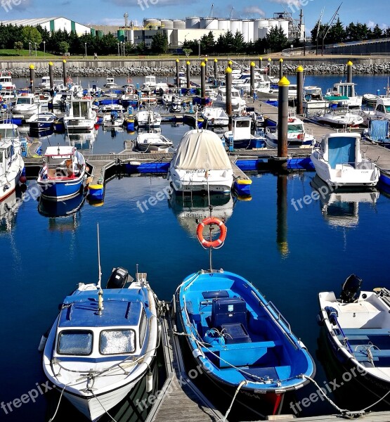 Boats Fishing Yachts Port Leisure