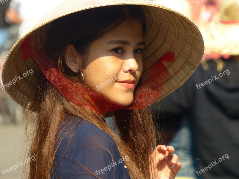 Vietnam Hat Tradition Smiling Girl