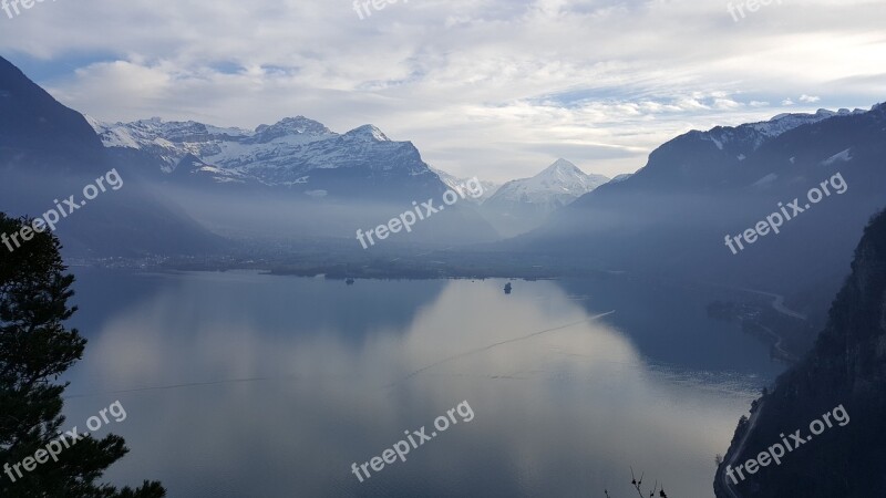 Uri Lake Lucerne Region Home Landscape View