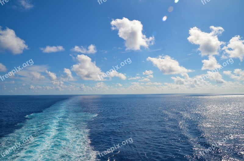 Road Travel Indian Ocean Blue Cloud