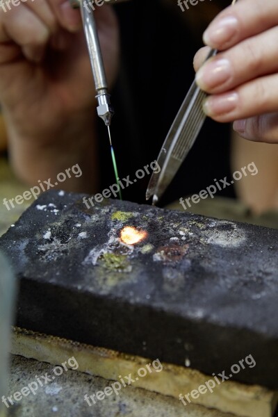 Goldsmiths Jewellery Hand Labor Goldsmith Design