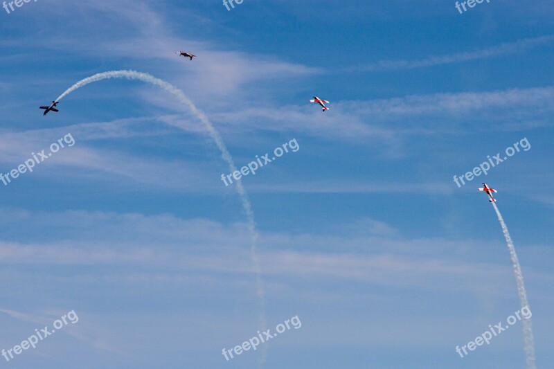 Pc-7 Aircraft Airshow Switzerland Aerial Acrobatics