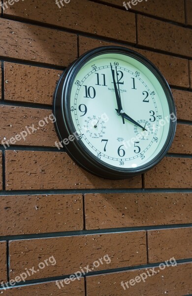 Clock Brick Wall Time Dial Brick