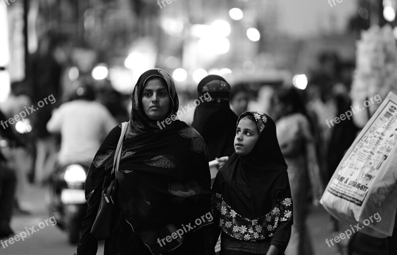 Ramadan Street People Light Lights