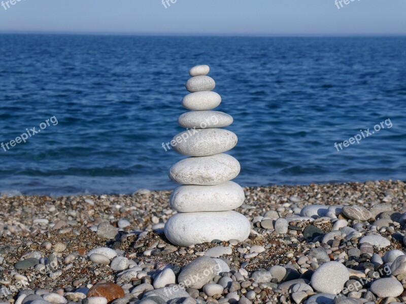 Stones Cairns Stand Sea Steinmanderl