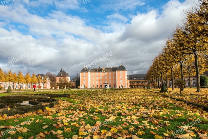 Palace Autumn Leaves Building Park