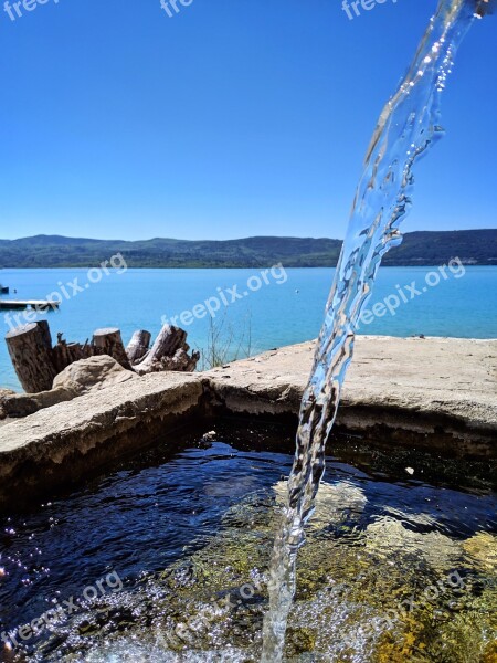 Lake Water Fountain Blue Mountain