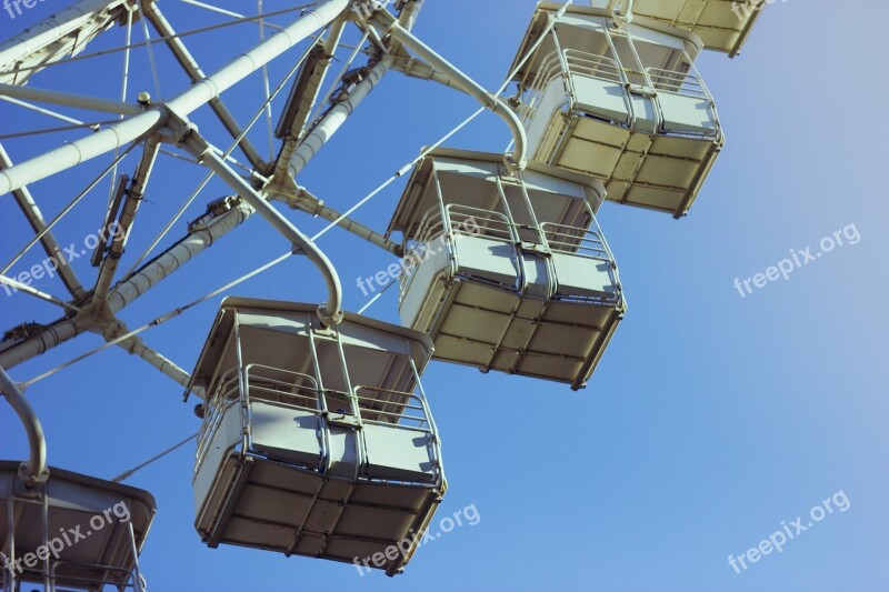 Ferris Wheel Attraction Carousel High Railway Carriage