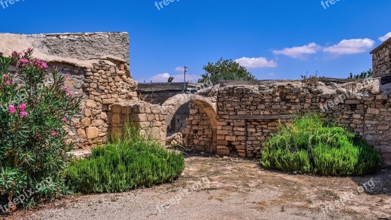 Old House Ruins Stone Broken Architecture