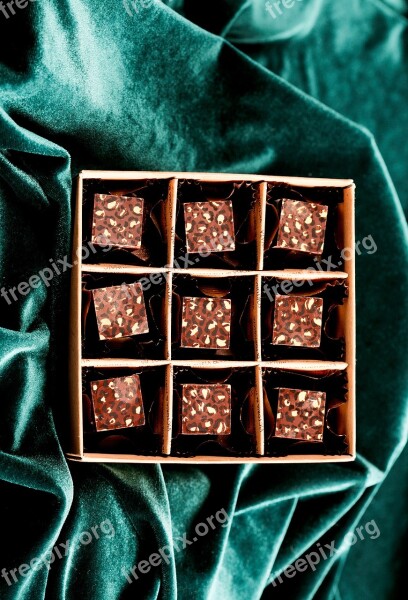 Praline Chocolates Sweet Delicious Free Photos