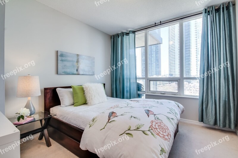 Condo Lakeshore Ontario Toronto Bedroom