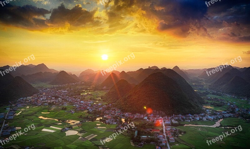 Vietnam Landscape Photo Binh Minh Landscape Of Vietnam Free Photos